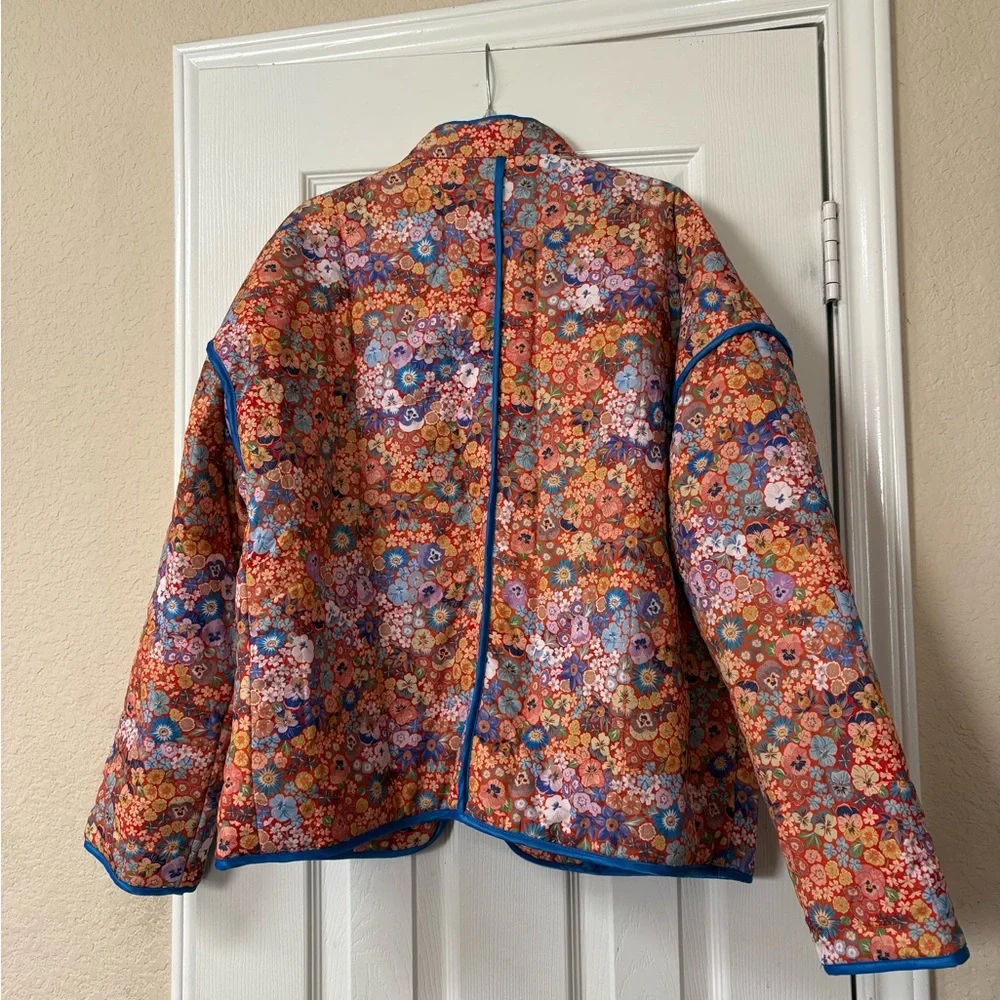 Boutique Quilted Floral Women's Oriental Style Open Front Jacket Size Medium